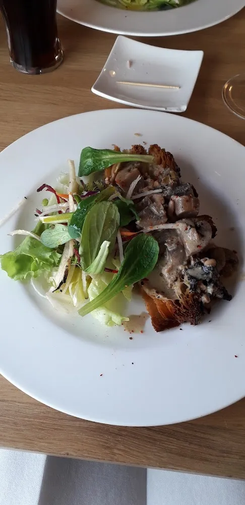 Un Feuilleté Forestier